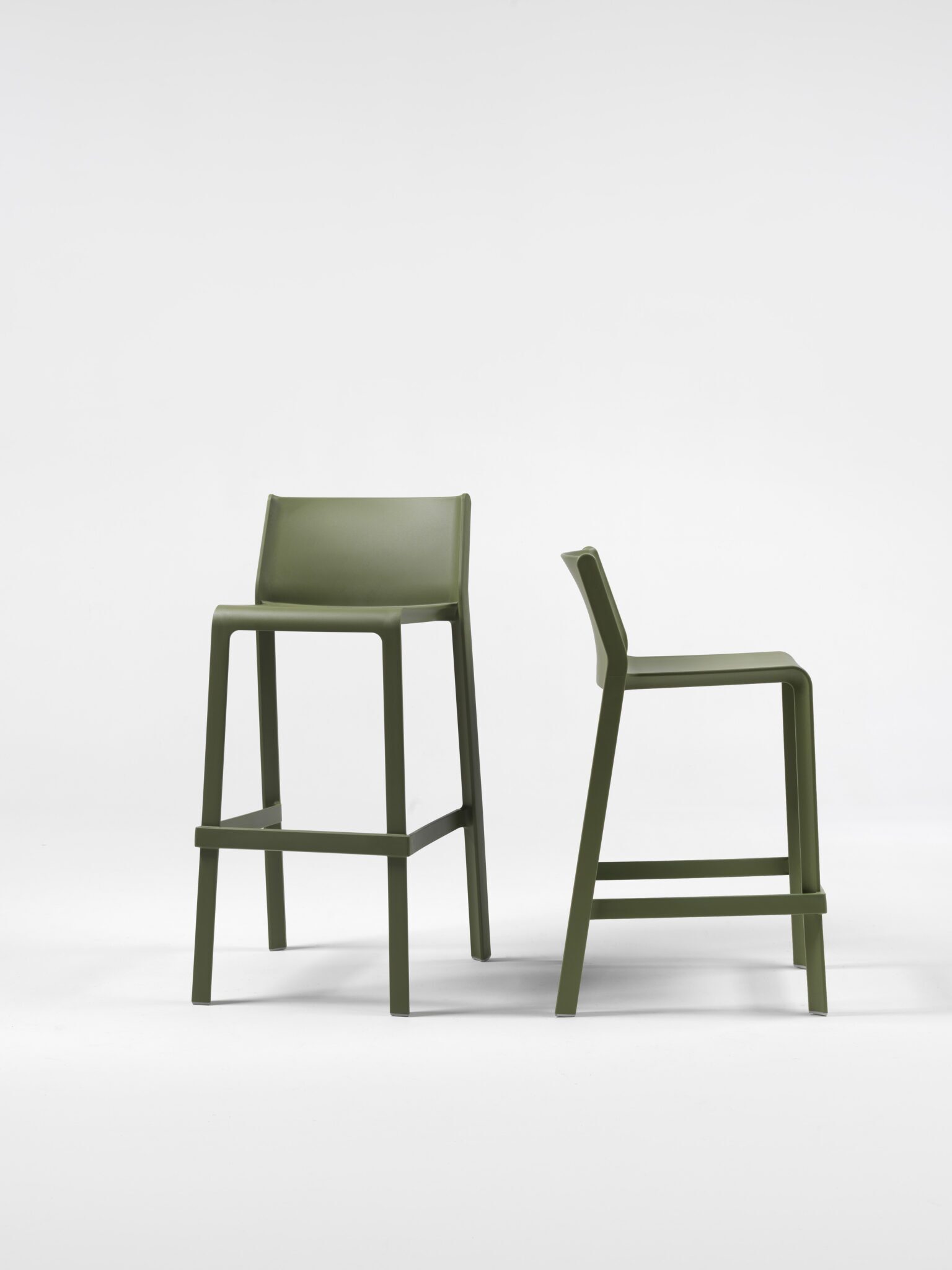 Nardi_stool_TRILLstool_agave_views2_HR