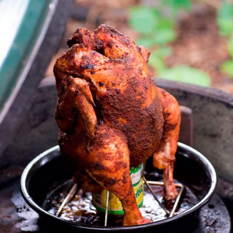 1781-ASADOR-DE-POLLO-PARA-LATA-CERVEZA-BIG-GREEN-EGG-768x768