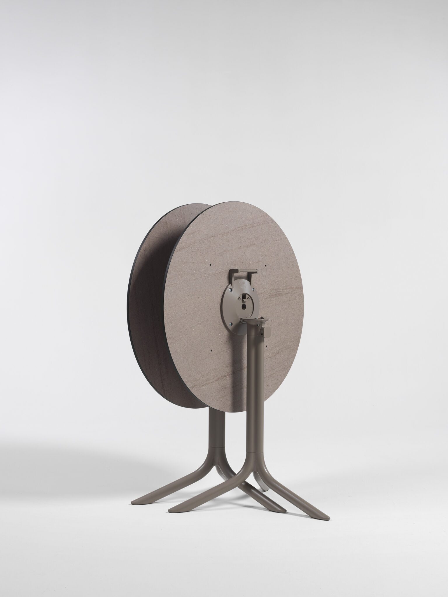 Nardi_tables_baseFLUTE_views8_HR