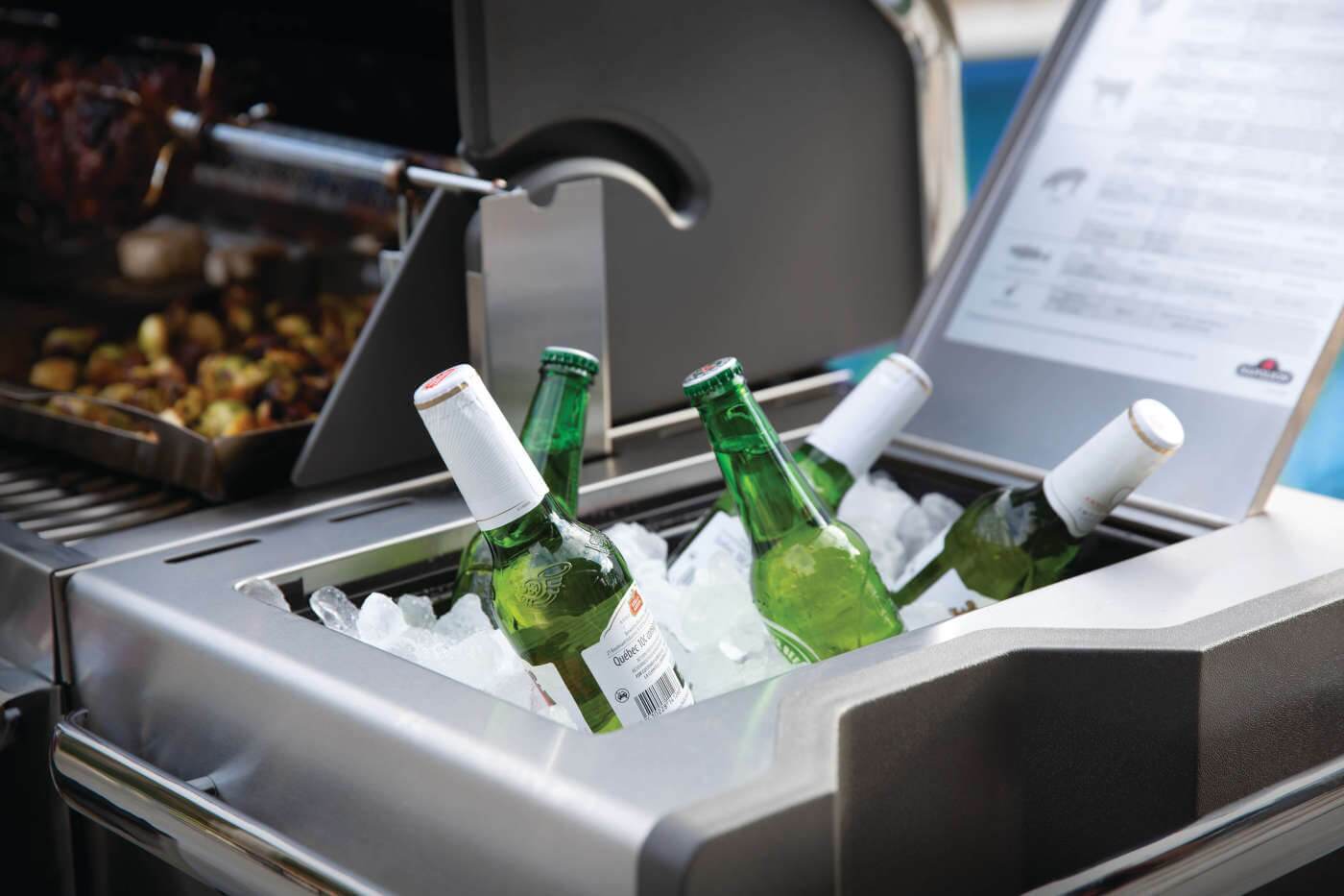 PRO665RSIBPSS-3-Web-Gallery-10-Prestige-Pro665-3-Feature-Ice-Bucket-with-Beer