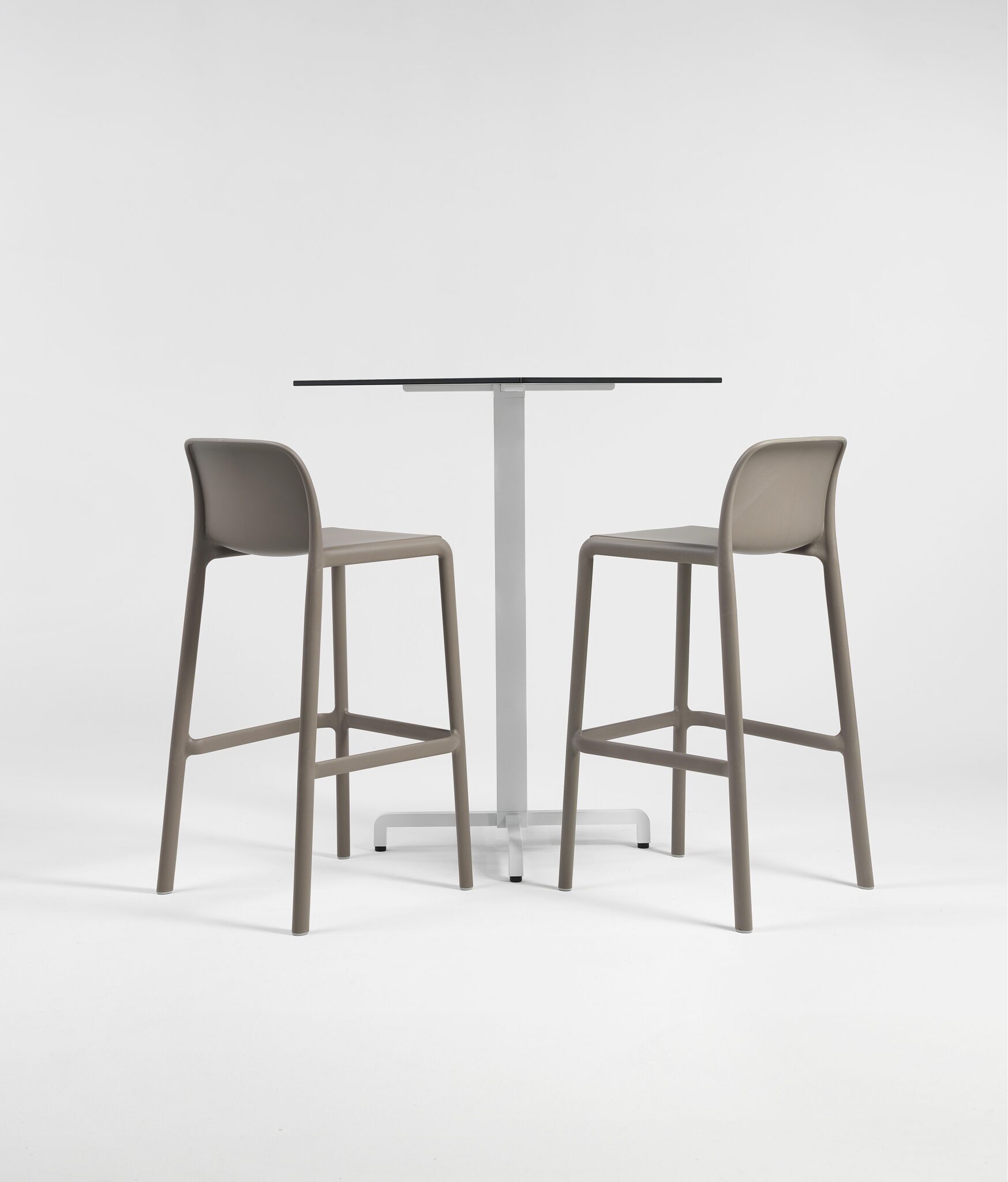 Nardi_stool_FARO_tortora_views3_HR
